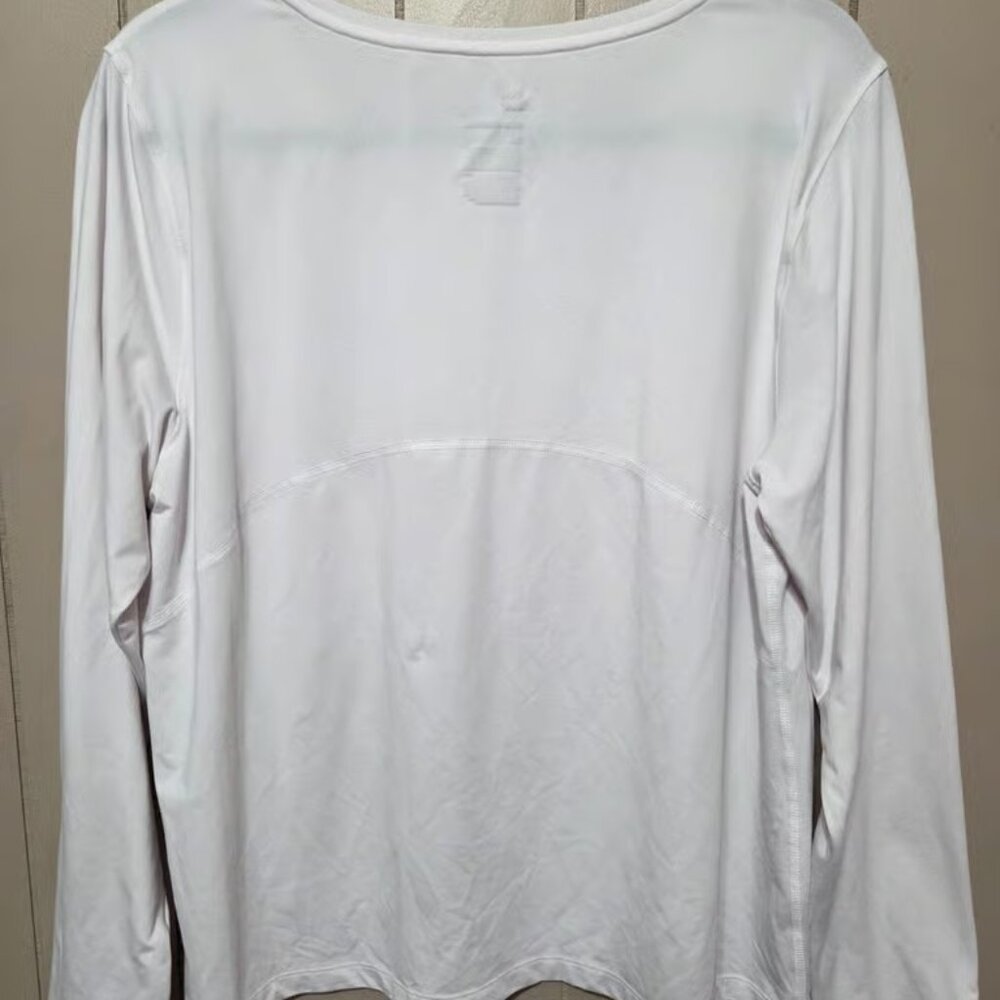 All In Motion shirt - Picture 5 of 5